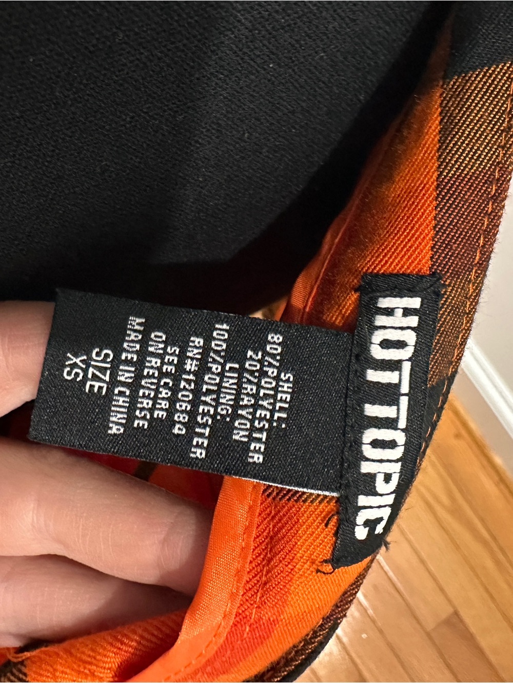 Hot Topic Orange and Black Plaid Pleated Mini Skirt with Chain - Picture 9 of 9